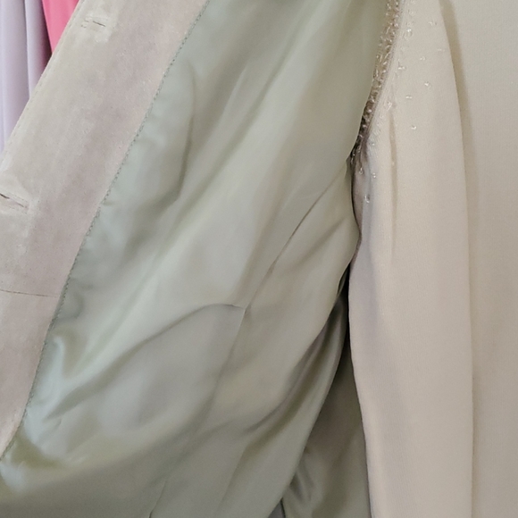 Leather jacket and matching sleeveless sweater - Picture 5 of 11